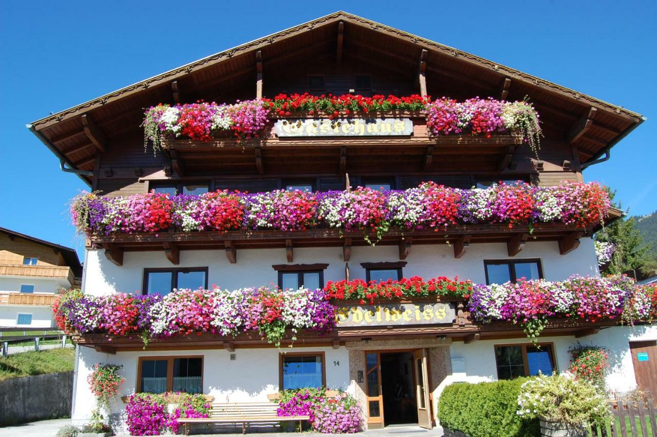 Gaestehaus Edelweiss Reith bei Seefeld Bagian luar foto